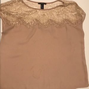 FOREVER 21Tshirt dusty rose color with lace